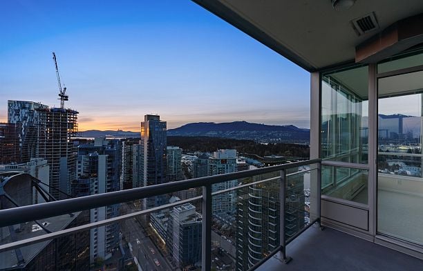 3601 1328 W Pender Street Coal Harbour