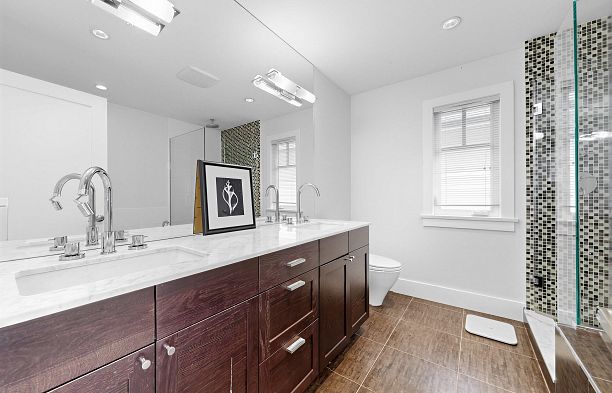 1 2922 W 41st Avenue Kerrisdale