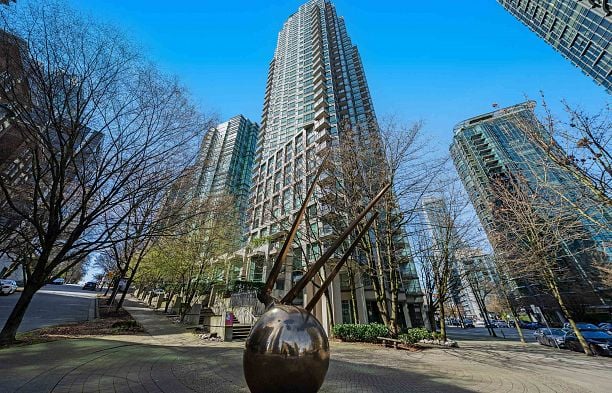 3601 1328 W Pender Street Coal Harbour