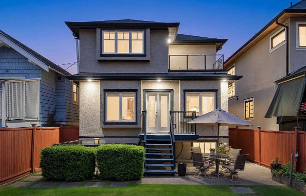 1 2922 W 41st Avenue Kerrisdale