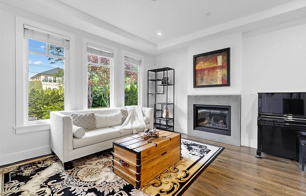 1 2922 W 41st Avenue Kerrisdale