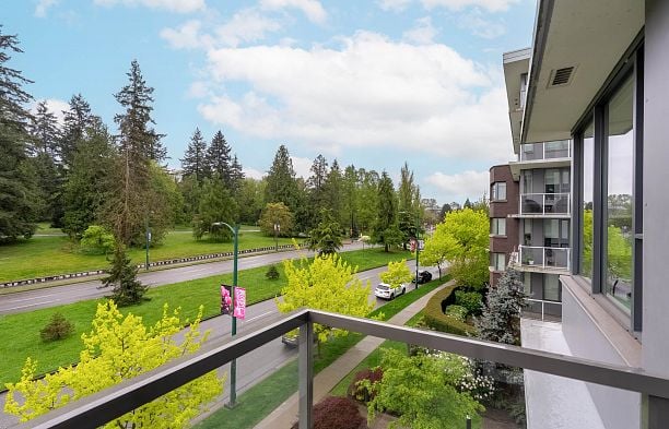 503 4539 Cambie Street Cambie