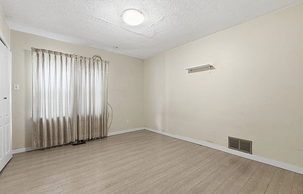 1479 W 57th Avenue South Granville