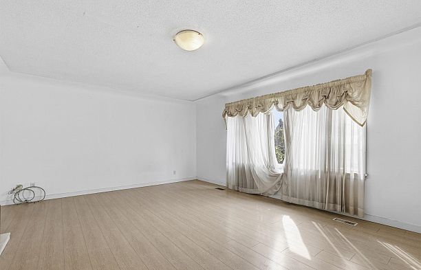 1479 W 57th Avenue South Granville