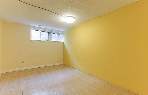 1479 W 57th Avenue South Granville