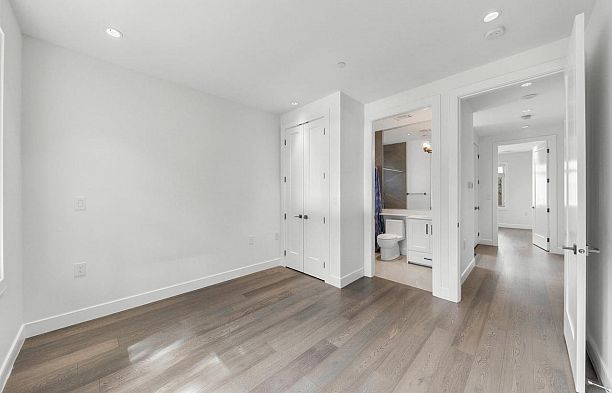 3412 W 43rd Avenue Southlands