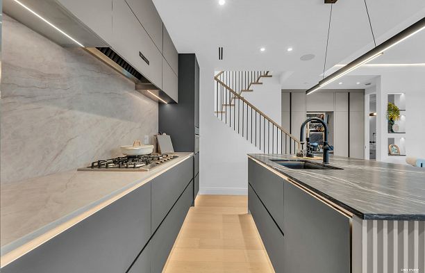 1 1183 W 33rd Avenue Shaughnessy
