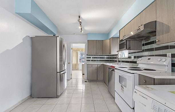1479 W 57th Avenue South Granville
