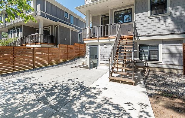3412 W 43rd Avenue Southlands
