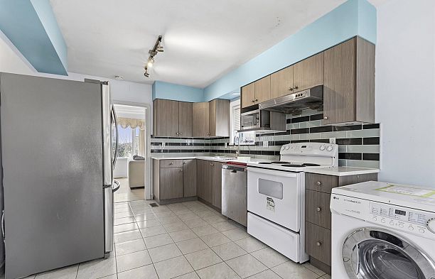 1479 W 57th Avenue South Granville