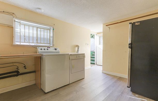 1479 W 57th Avenue South Granville