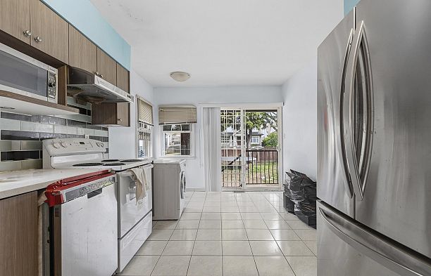 1479 W 57th Avenue South Granville