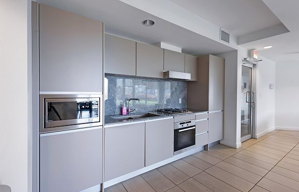 1703 8588 Cornish Street S.W. Marine