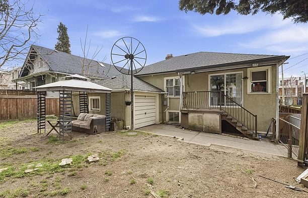 1479 W 57th Avenue South Granville