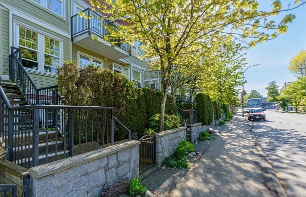 315 962 W 16th Avenue Cambie