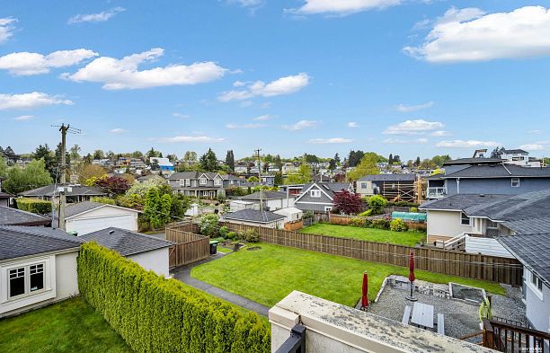 3439 Balaclava Street Arbutus
