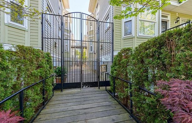 315 962 W 16th Avenue Cambie