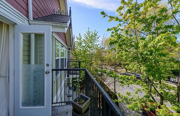 315 962 W 16th Avenue Cambie