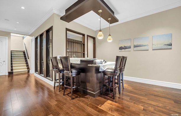 3439 Balaclava Street Arbutus