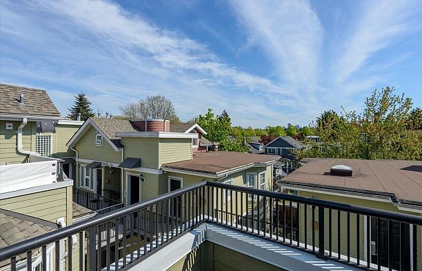 315 962 W 16th Avenue Cambie