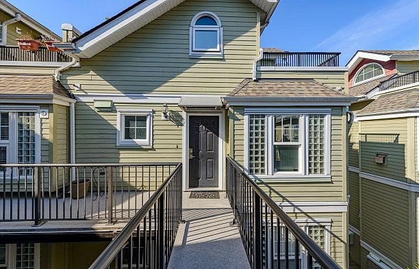 315 962 W 16th Avenue Cambie