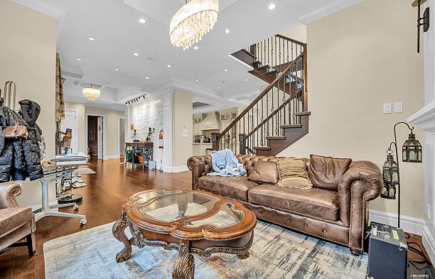 3439 Balaclava Street Arbutus