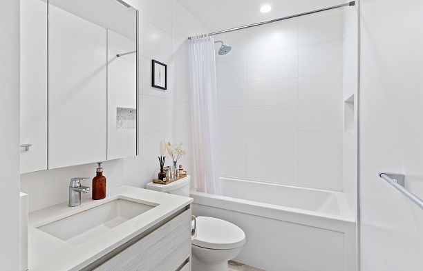 106 523 W King Edward Avenue Cambie