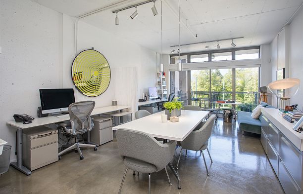 208 1529 W 6th Avenue False Creek