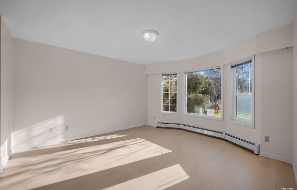2445 W 19th Avenue Arbutus