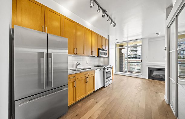 304 2055 Yukon Street False Creek