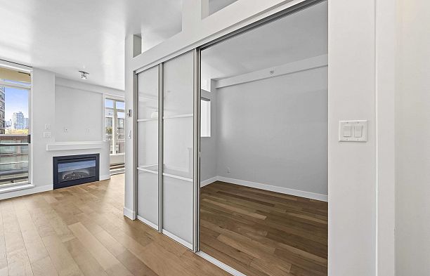 304 2055 Yukon Street False Creek