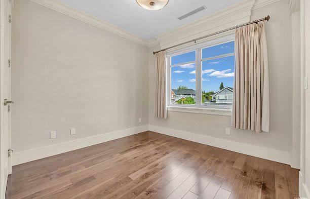 2653 Mcbain Avenue Quilchena