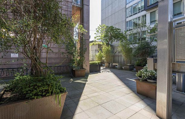 208 1529 W 6th Avenue False Creek