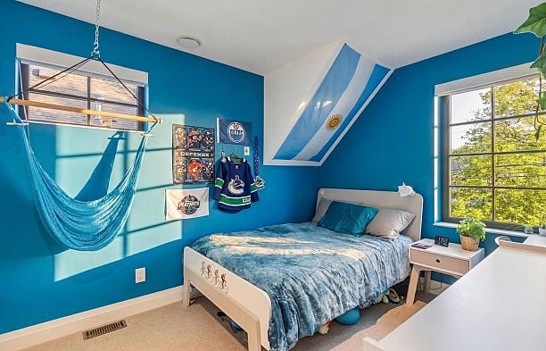 820 W 23rd Avenue Cambie