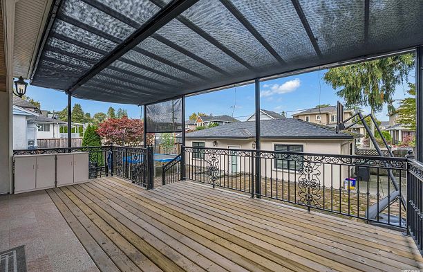 2653 Mcbain Avenue Quilchena