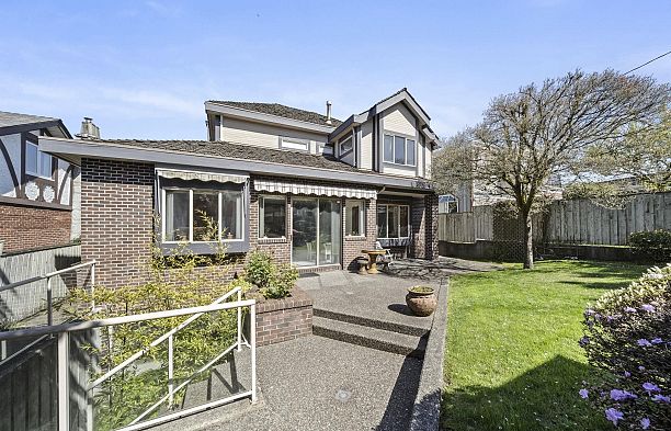 4233 Quesnel Drive MacKenzie Heights