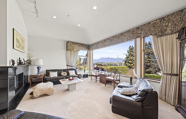 4233 Quesnel Drive MacKenzie Heights