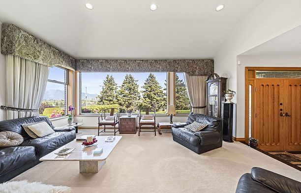 4233 Quesnel Drive MacKenzie Heights