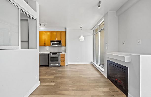 304 2055 Yukon Street False Creek