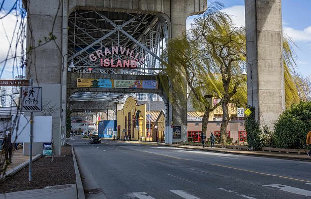 208 1529 W 6th Avenue False Creek
