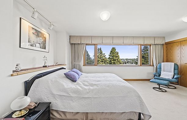 4233 Quesnel Drive MacKenzie Heights