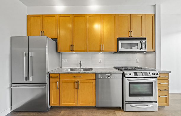 304 2055 Yukon Street False Creek