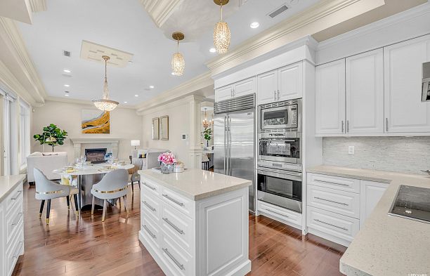 2653 Mcbain Avenue Quilchena