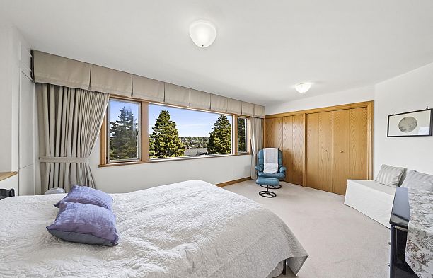 4233 Quesnel Drive MacKenzie Heights