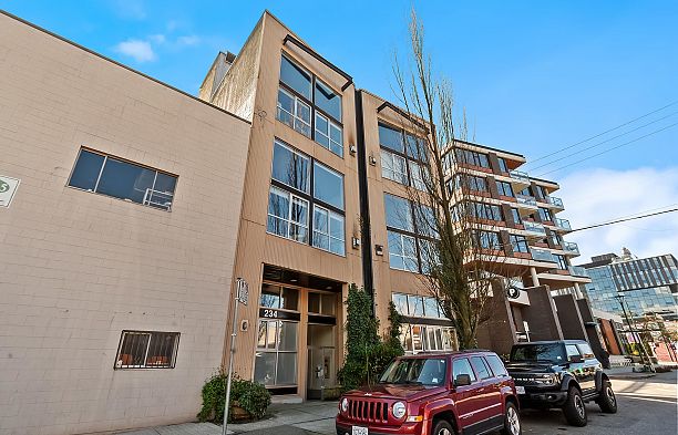 205 234 E 5th Avenue Mount Pleasant VE
