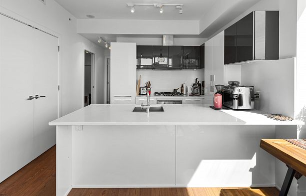 1001 108 E 1st Avenue Mount Pleasant VE
