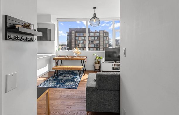 1001 108 E 1st Avenue Mount Pleasant VE