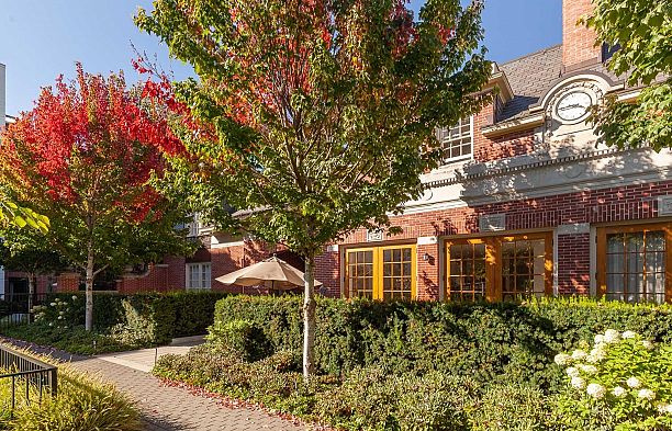 1527 Atlas Lane South Granville