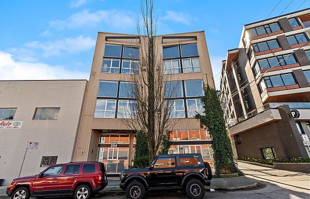 205 234 E 5th Avenue Mount Pleasant VE