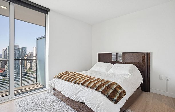 2618 89 Nelson Street Yaletown